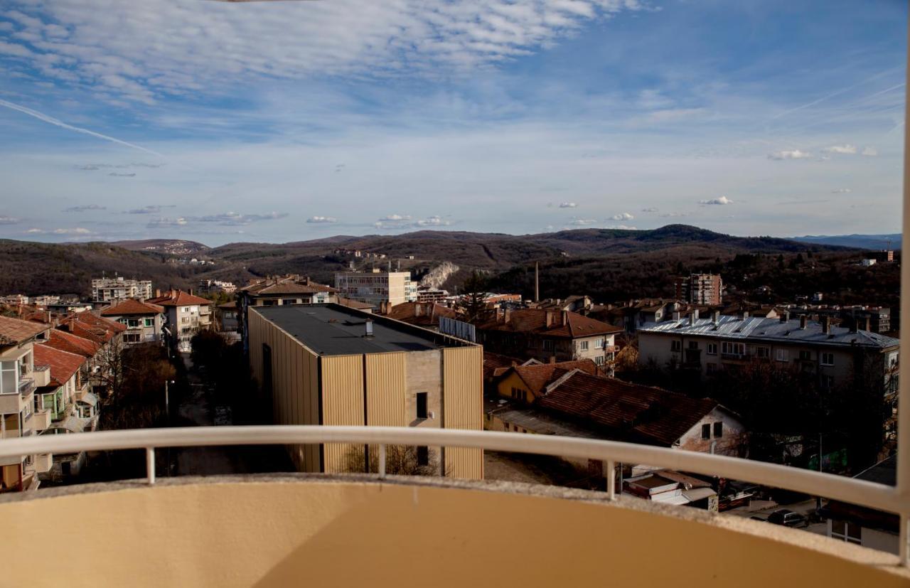 Stadium Apartments Βελίκο Τίρνοβο Εξωτερικό φωτογραφία