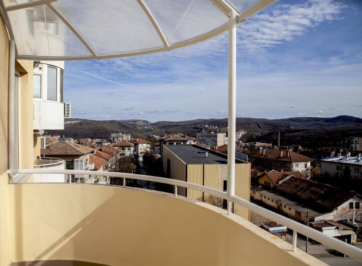 Stadium Apartments Βελίκο Τίρνοβο Εξωτερικό φωτογραφία